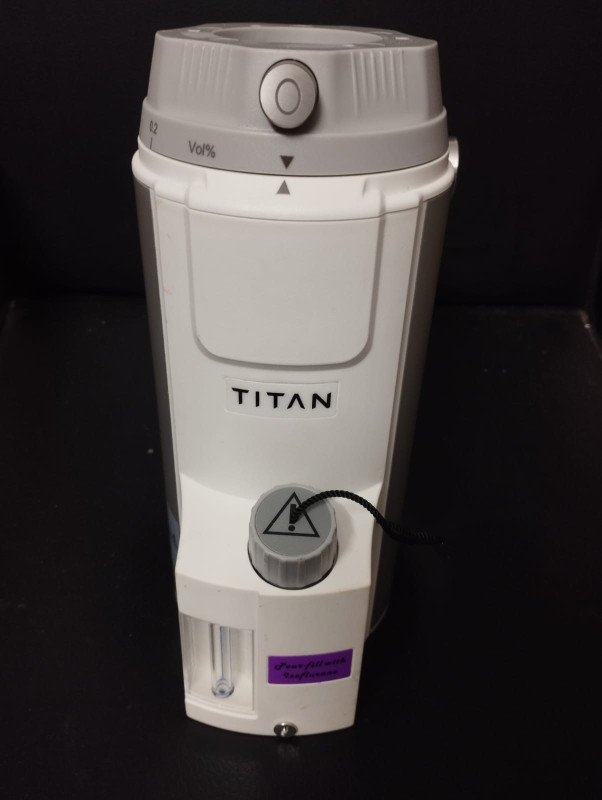 Titan Anesthetic Vaporizer Titan1, SV2124D26002 | Brand New |